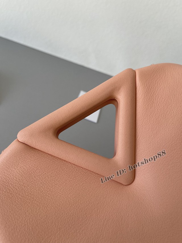 BV專櫃triangle葆蝶家2021最新款三角小號bv手提單肩斜挎女包 658476 bbv1124